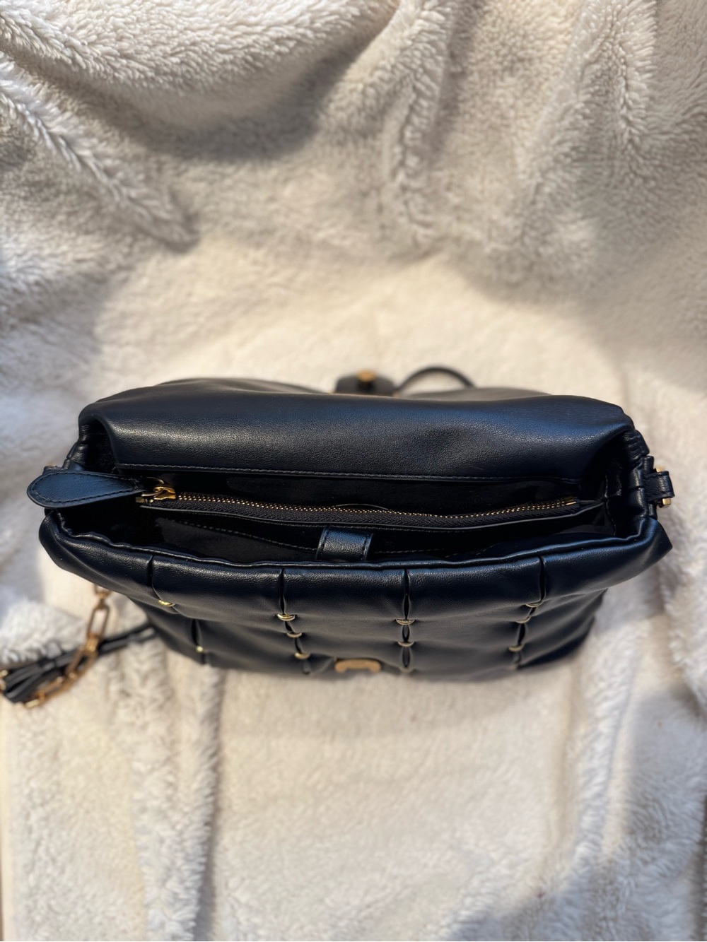 Pinko Black Quilted Leather Shoulder like new - Picture 9 of 9